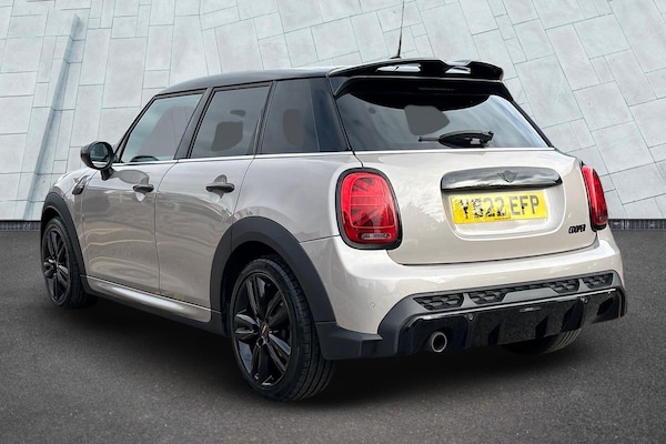 Used MINI Hatch 2022 for sale - 75634272: Photo 2