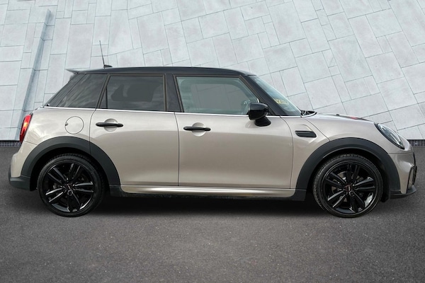 Used MINI Hatch 2022 for sale - 75634272: Photo 3