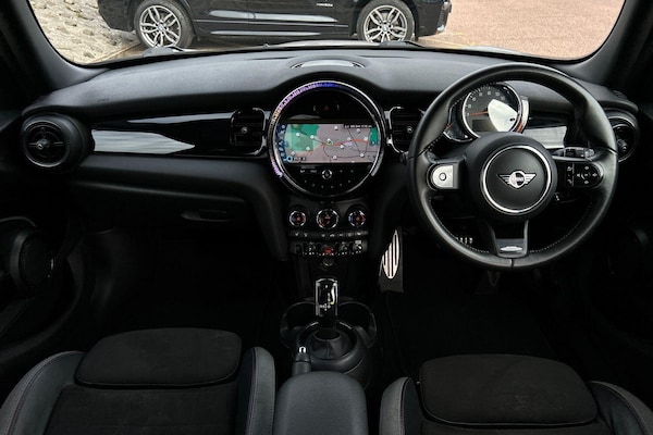 Used MINI Hatch 2022 for sale - 75634272: Photo 4