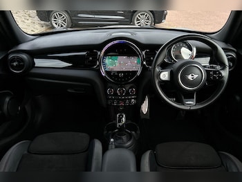 Used MINI Hatch 2022 for sale - 75634272: Photo 4