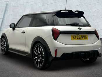 Used MINI Hatch 2025 for sale - 75109416: Photo