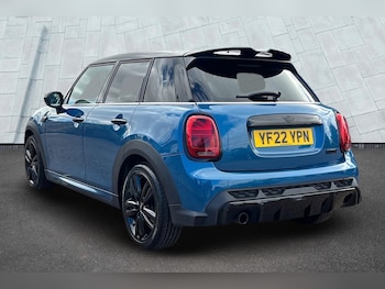 Used MINI Hatch 2022 for sale - 75298428: Photo