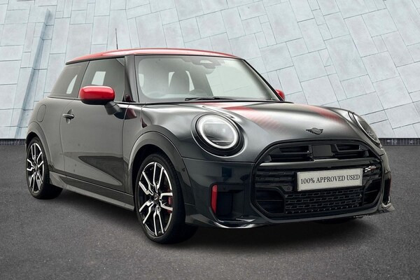 Used MINI Hatch 2025 for sale - 75051702: Photo 1