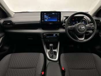 Used Toyota Yaris 2022 for sale - 74850884: Photo