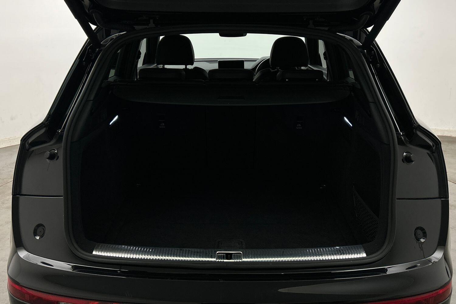 Used Audi Q5 2019 for sale - 75729885: Photo 13
