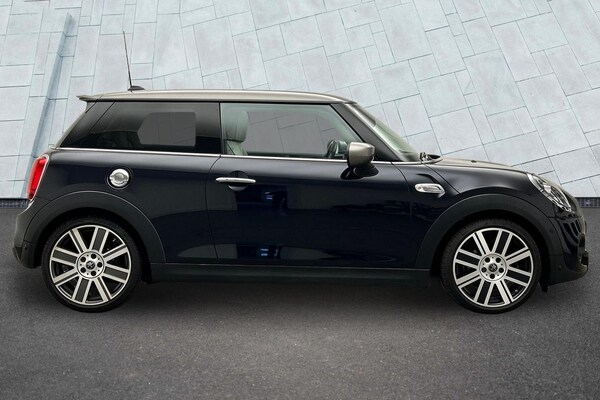 Used MINI Hatch 2021 for sale - 76013232: Photo 3
