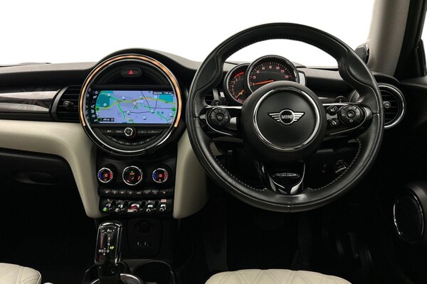 Used MINI Hatch 2021 for sale - 76013232: Photo 5