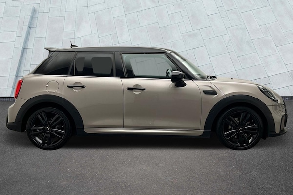 Used MINI Hatch 2022 for sale - 75635178: Photo 3
