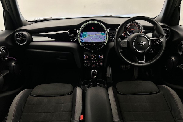 Used MINI Hatch 2022 for sale - 75635178: Photo 4