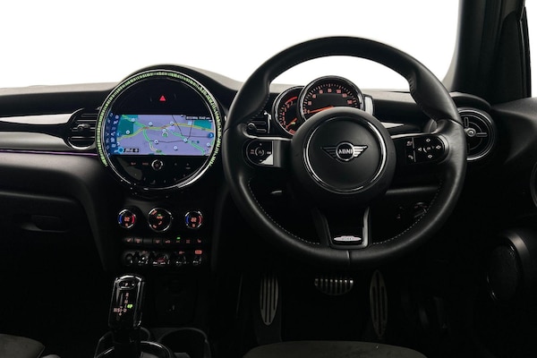 Used MINI Hatch 2022 for sale - 75635178: Photo 5