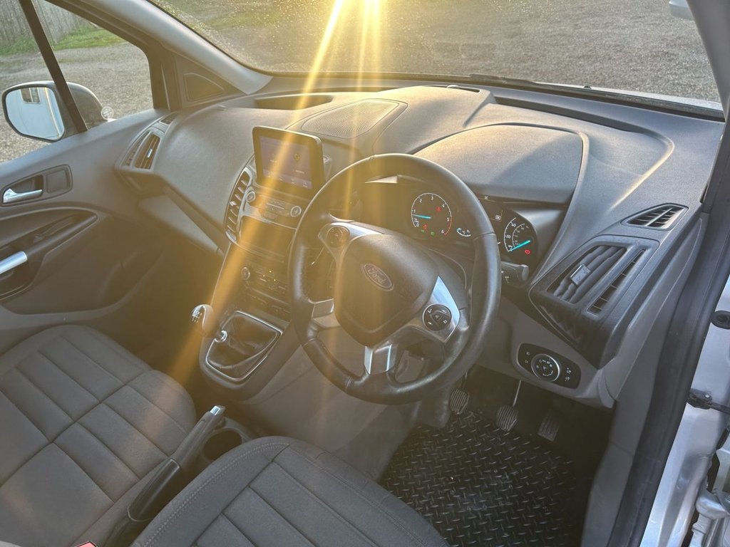 Used Ford Transit Connect 2022 for sale - 76617669: Photo 6