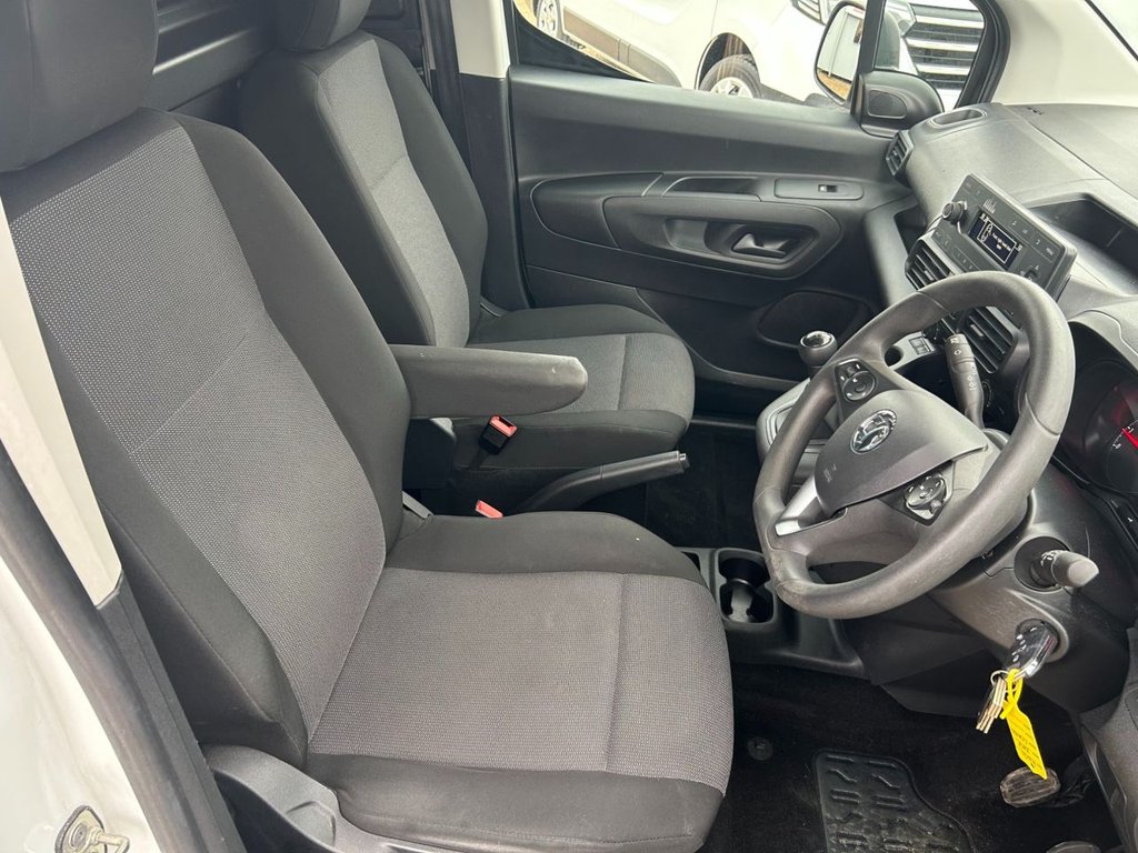 Used Vauxhall Combo 2021 for sale - 76386624: Photo 6