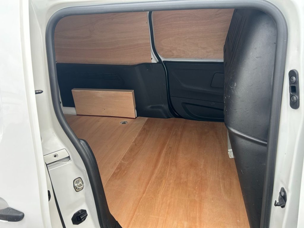 Used Vauxhall Combo 2020 for sale - 76396369: Photo 15