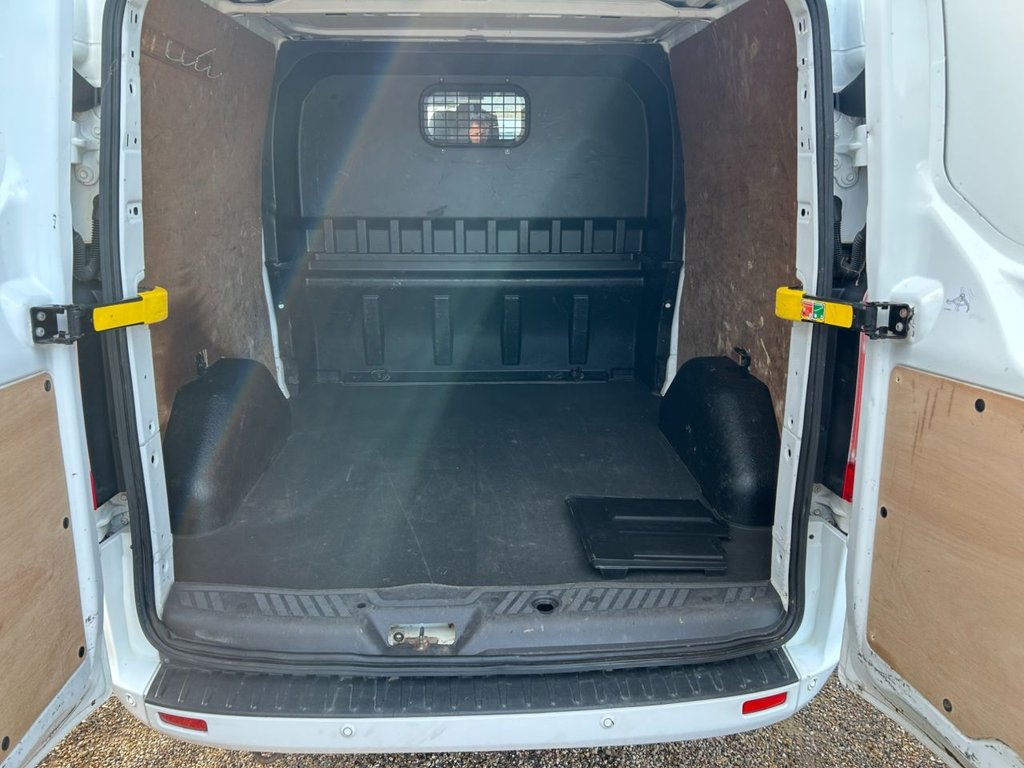 Used Ford Transit Custom 2017 for sale - 76570319: Photo 16
