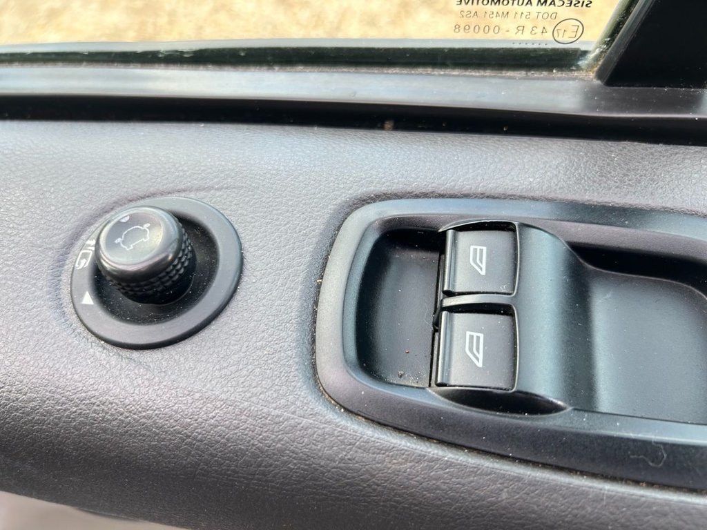 Used Ford Transit Custom 2017 for sale - 76570319: Photo 8