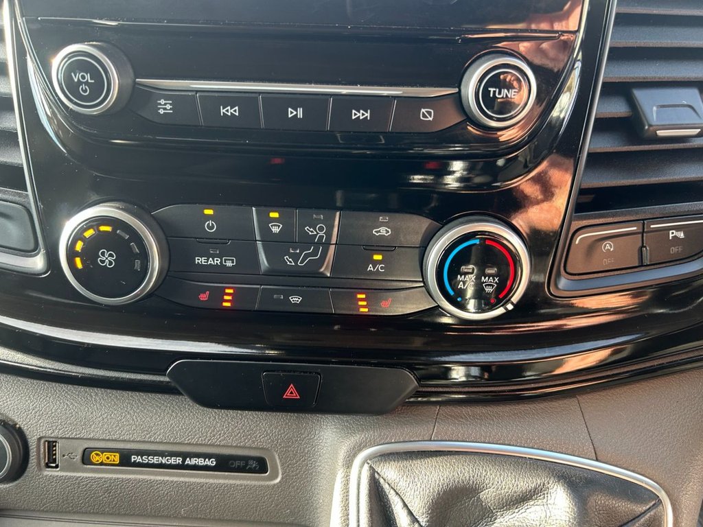 Used Ford Tourneo Custom 2019 for sale - 76617637: Photo 11