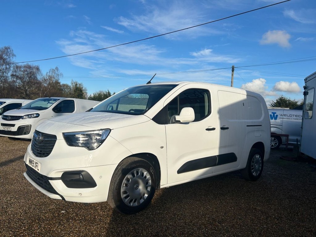Used Vauxhall Combo 2019 for sale - 77227103: Photo 2