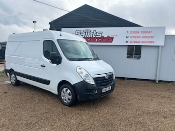 Vauxhall - Movano