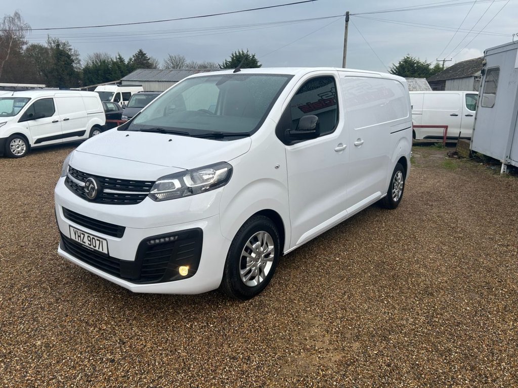 Used Vauxhall Vivaro 2022 for sale - 76962475: Photo 2