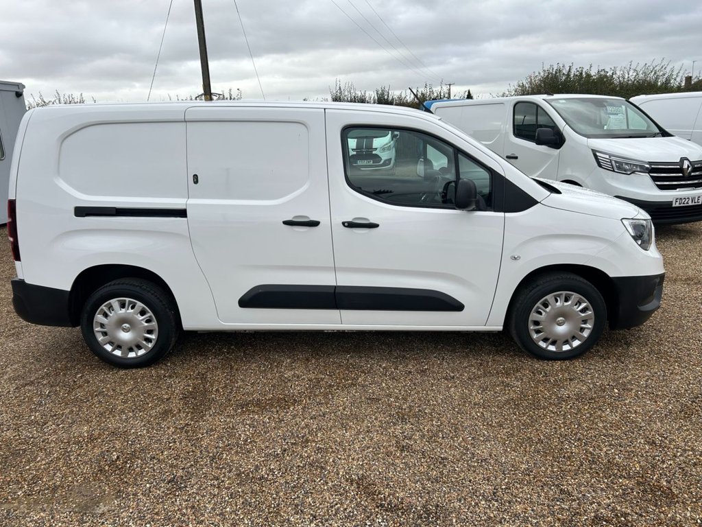 Used Vauxhall Combo 2021 for sale - 76386542: Photo 5