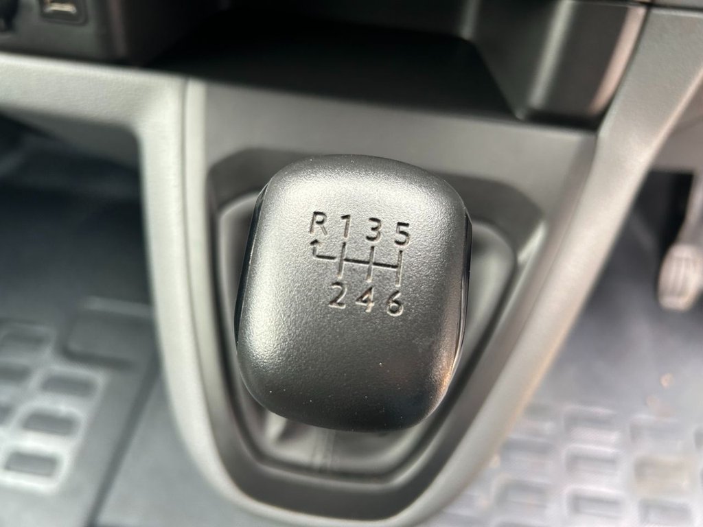 Used Vauxhall Vivaro 2022 for sale - 76724670: Photo 15