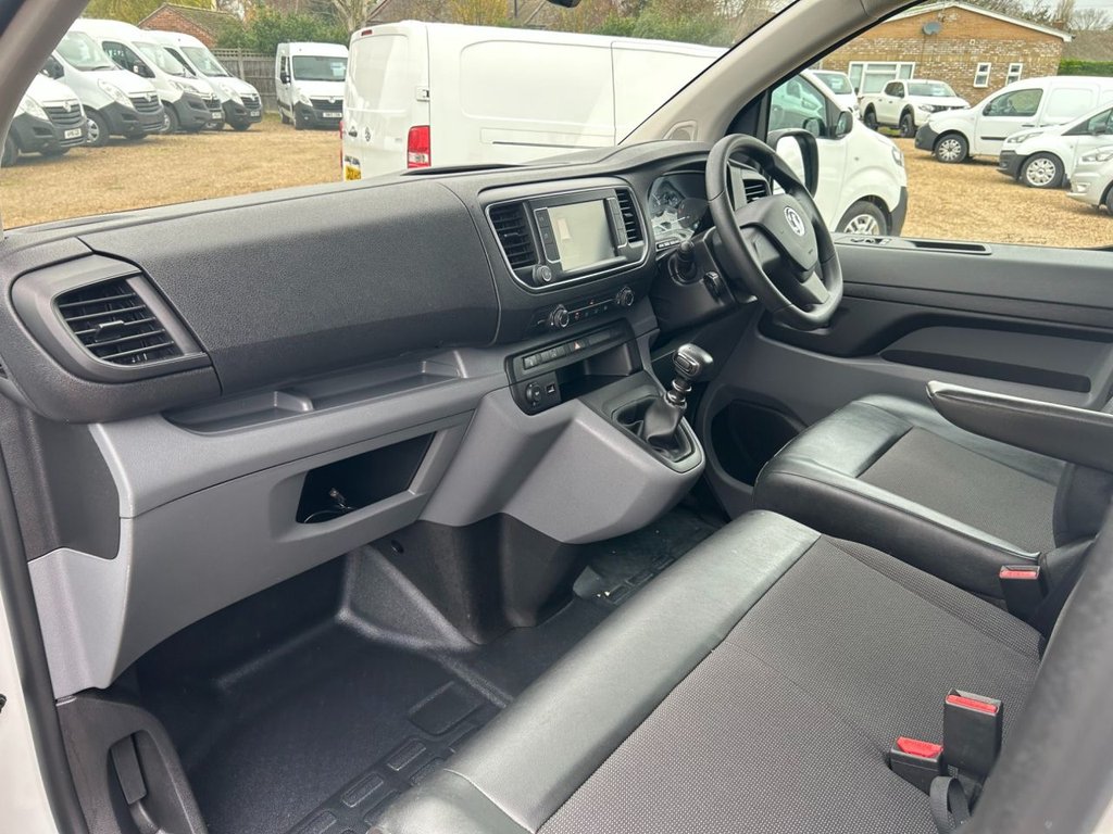 Used Vauxhall Vivaro 2022 for sale - 76724670: Photo 31