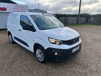 Used Peugeot Partner 2020 for sale - 76698459: Photo