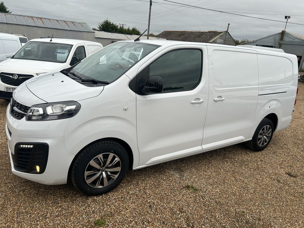 Used Vauxhall Vivaro 2022 for sale - 76417834: Photo 2