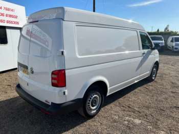 Used Volkswagen Transporter 2018 for sale - 74511576: Photo