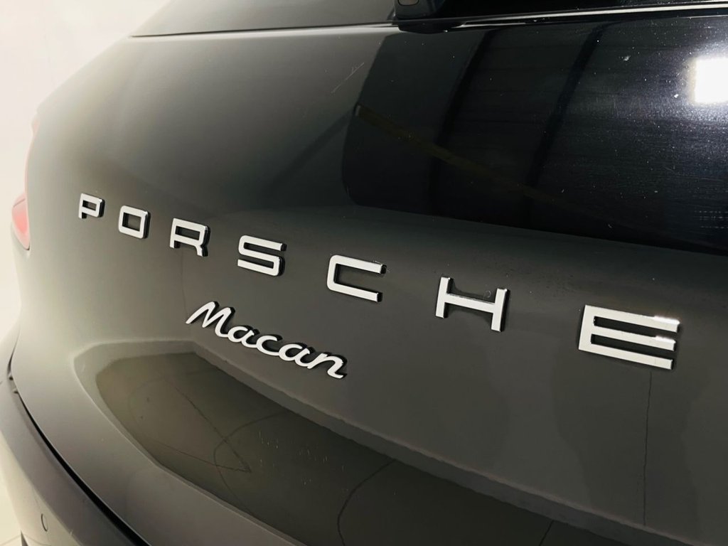 Used Porsche Macan 2018 for sale - 77256181: Photo 35