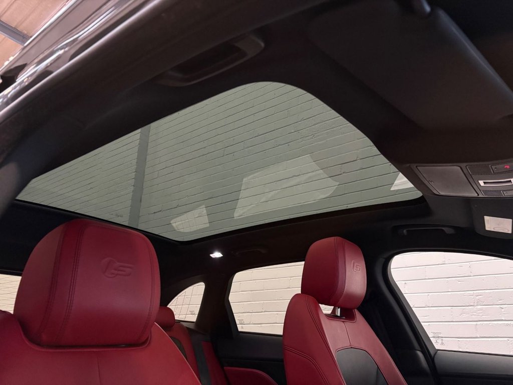 Used Jaguar F-Pace 2017 for sale - 77048969: Photo 2