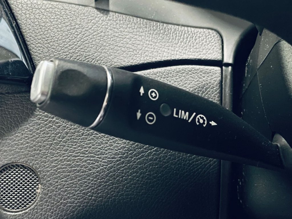 Used Mercedes-Benz C Class 2013 for sale - 77152948: Photo 11