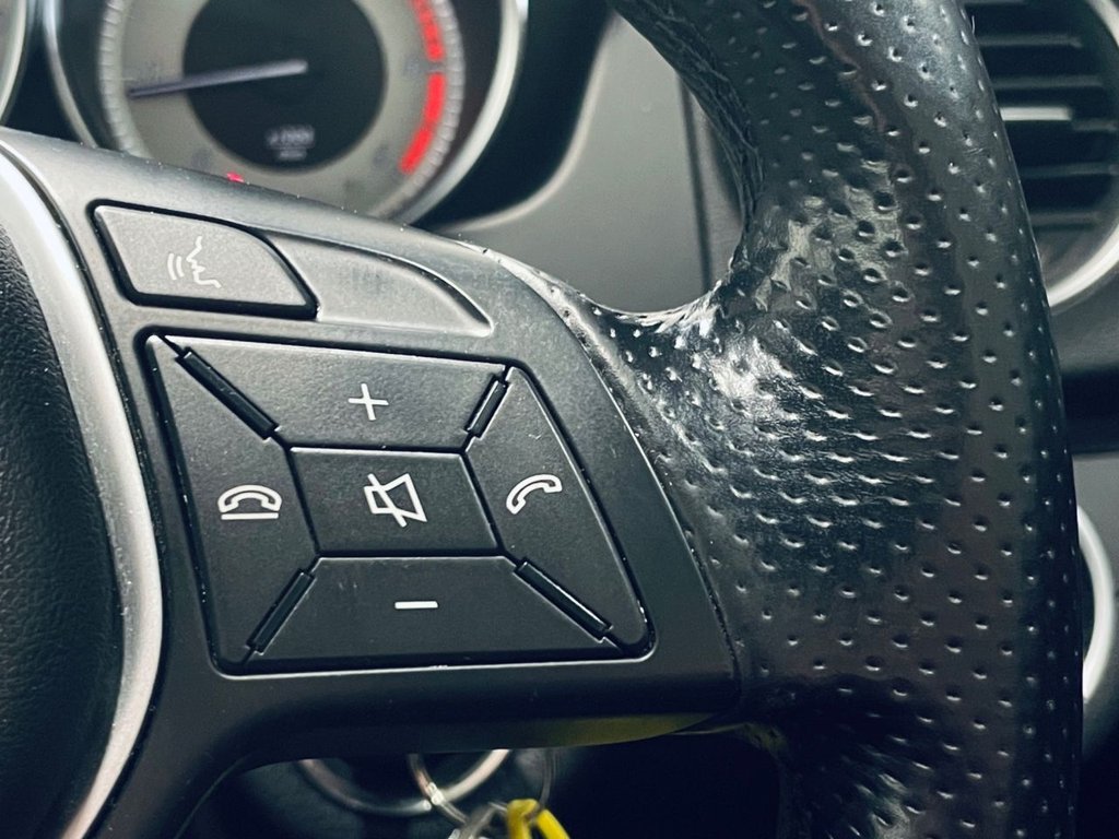 Used Mercedes-Benz C Class 2013 for sale - 77152948: Photo 14