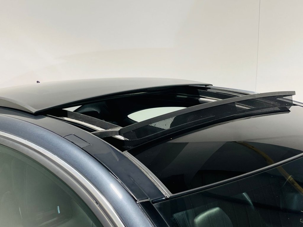 Used Mercedes-Benz C Class 2013 for sale - 77152948: Photo 2