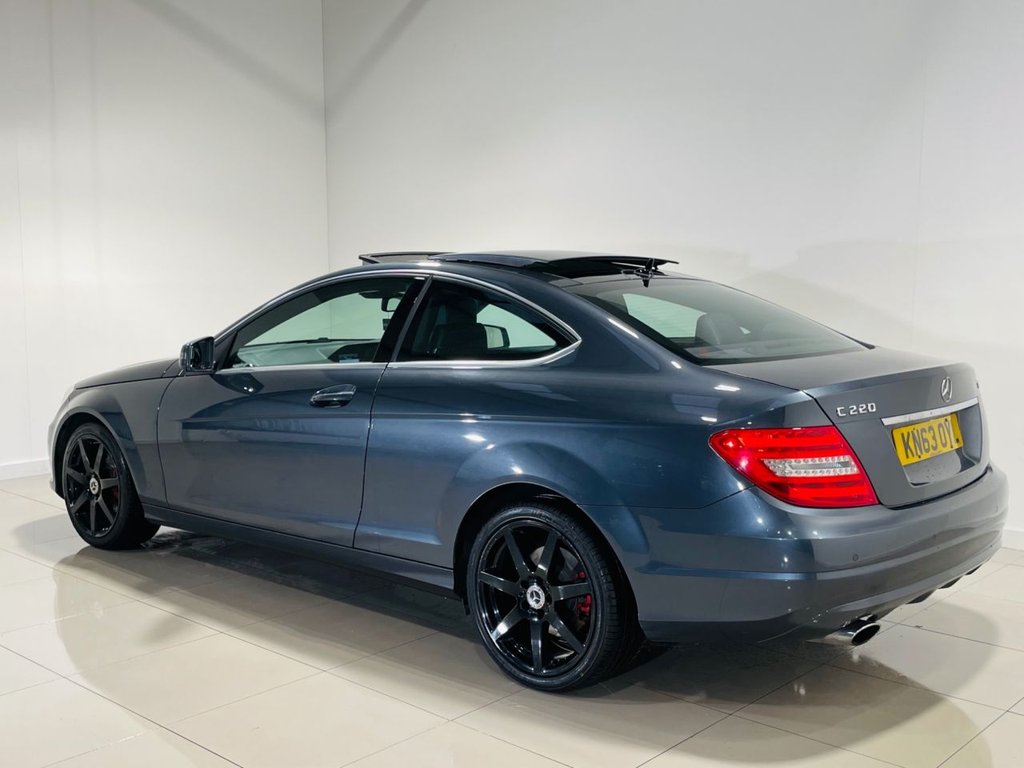 Used Mercedes-Benz C Class 2013 for sale - 77152948: Photo 3