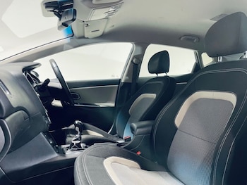 Used Kia Ceed 2015 for sale - 76841593: Photo