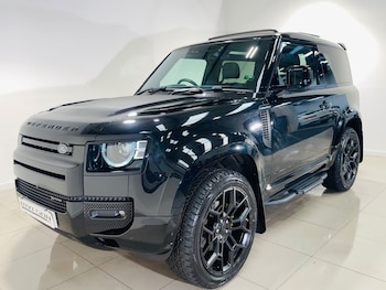 Used Land Rover Defender 2023 for sale - 79221111: Photo