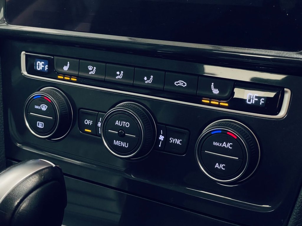 Used Volkswagen Golf 2020 for sale - 77049077: Photo 10