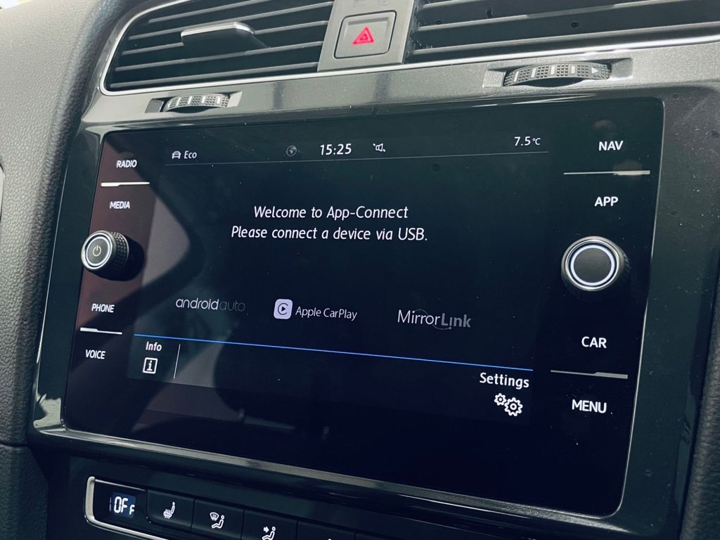 Used Volkswagen Golf 2020 for sale - 77049077: Photo 9