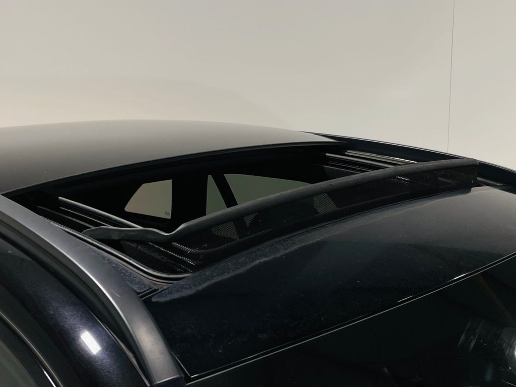 Used Mercedes-Benz GLC 2016 for sale - 77780163: Photo 2