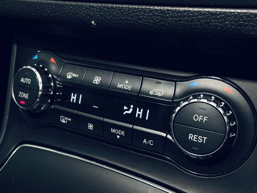 Used Mercedes-Benz B Class 2015 for sale - 77879715: Photo 23