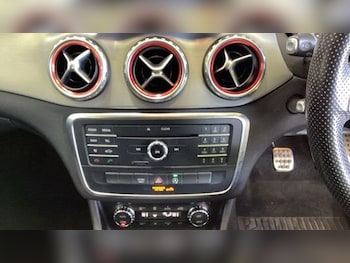 Used Mercedes-Benz GLA 2017 for sale - 78544593: Photo