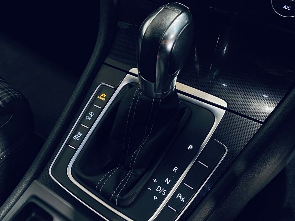 Used Volkswagen Golf 2014 for sale - 77122039: Photo 18