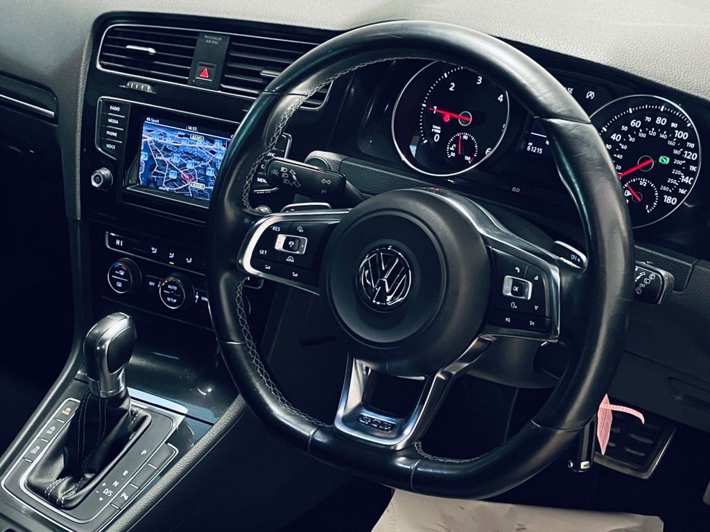 Used Volkswagen Golf 2014 for sale - 77122039: Photo 19