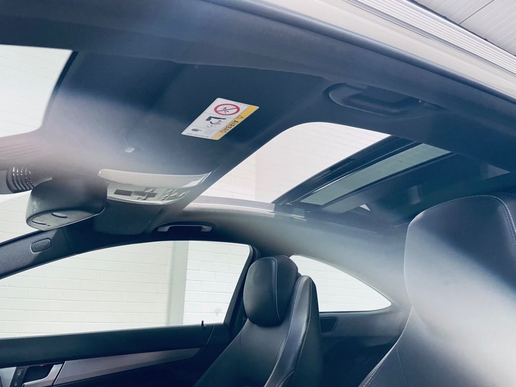 Used Mercedes-Benz C Class 2014 for sale - 77256092: Photo 3