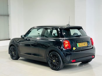 Used MINI Electric Hatch 2023 for sale - 75992603: Photo
