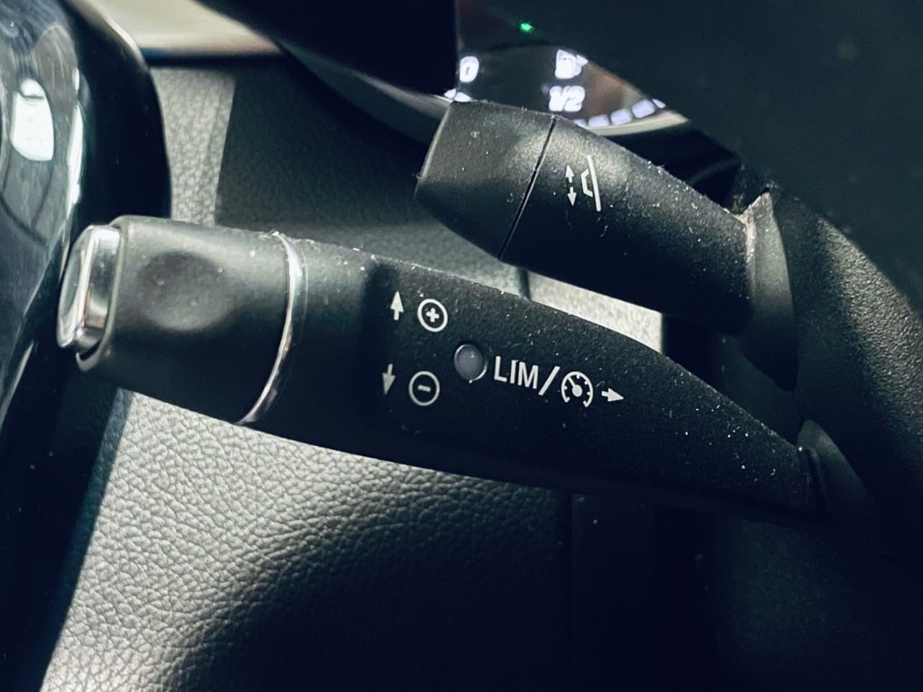 Used Mercedes-Benz C Class 2015 for sale - 77779917: Photo 11