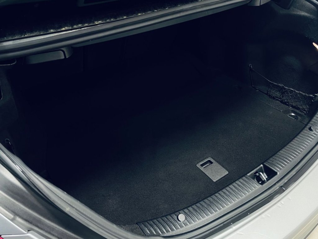 Used Mercedes-Benz C Class 2015 for sale - 77779917: Photo 23