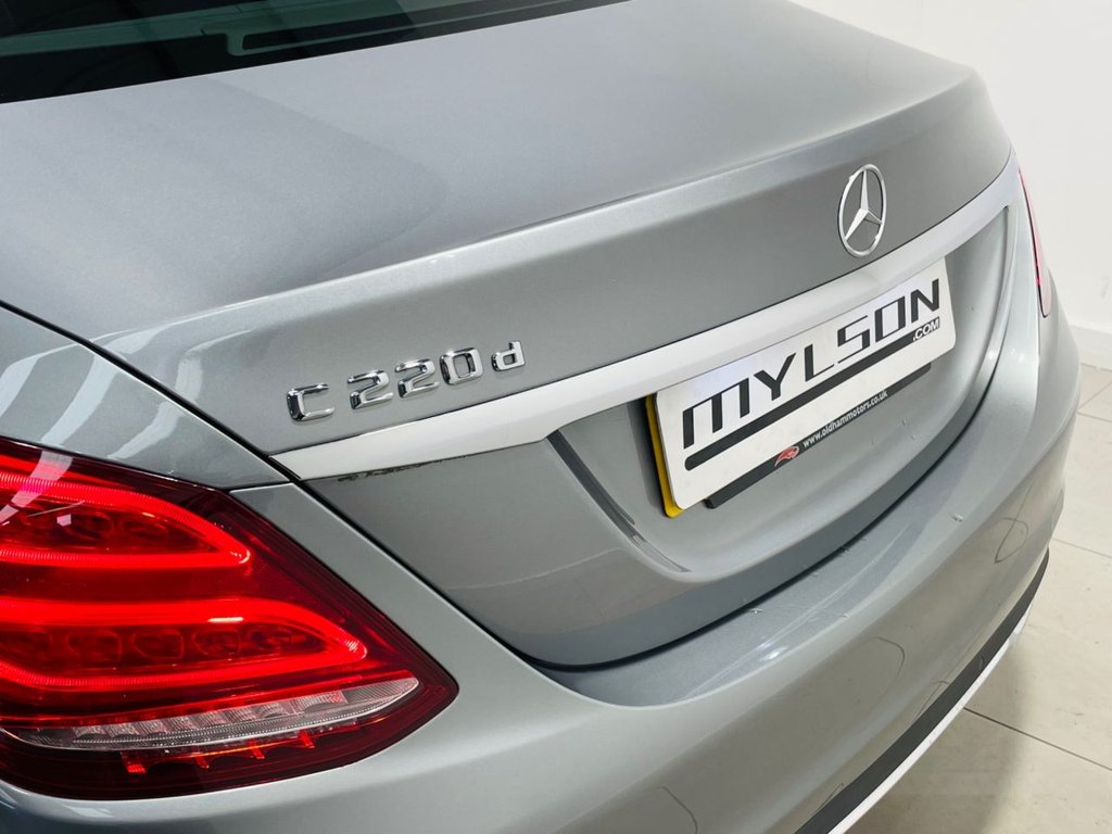 Used Mercedes-Benz C Class 2015 for sale - 77779917: Photo 35