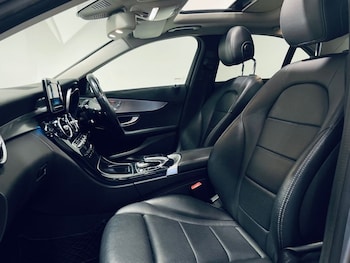 Used Mercedes-Benz C Class 2015 for sale - 77779917: Photo